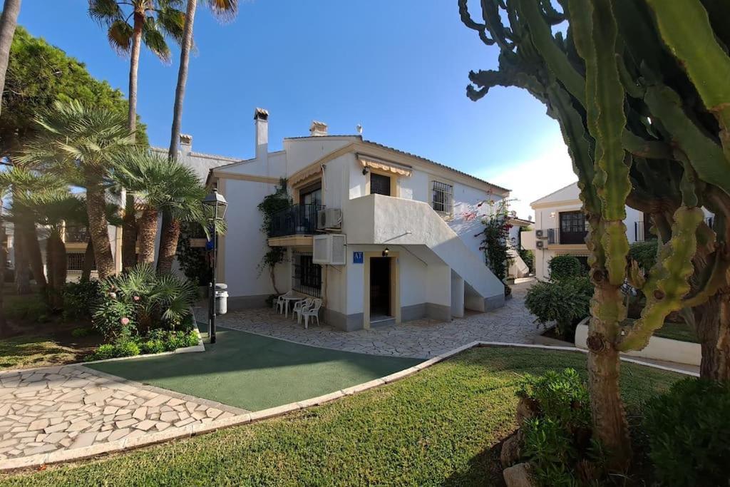 Vera Shore 4 Persons 2 Pools And Beach 200 M Exterior photo